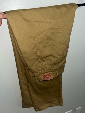 Levi's Men's Brown Relaxed Fit Jeans - Workwear Style